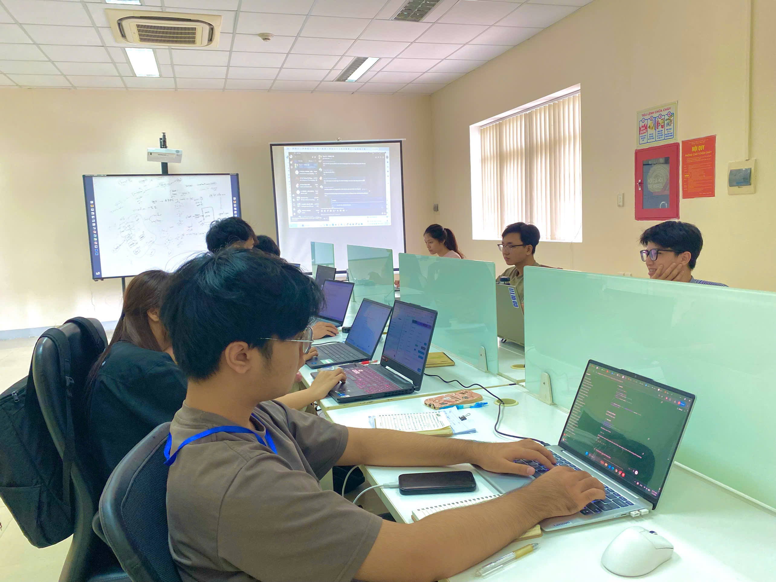 Câu lạc bộ